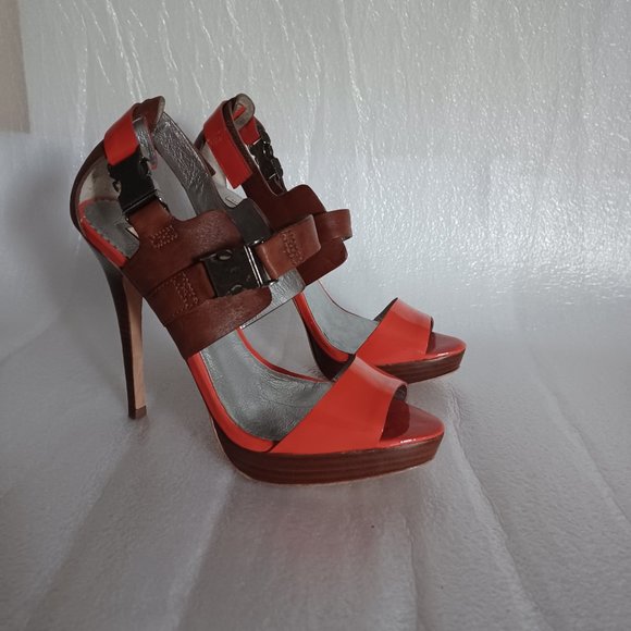 REPORT Signature Heels 7.5 - Picture 1 of 16